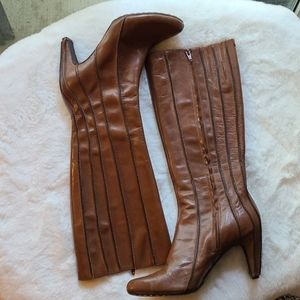 Tsubo Brown Leather Seams Detail Tall Almond Toe Boots SZ 9